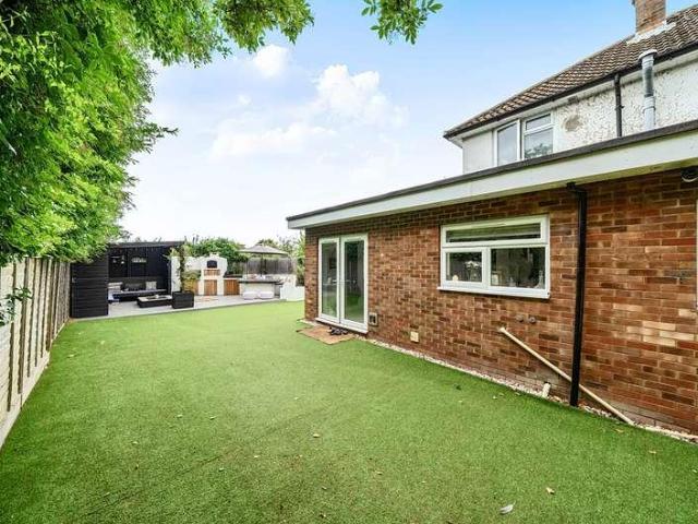 House for sale in Edlesborough, Buckinghamshire