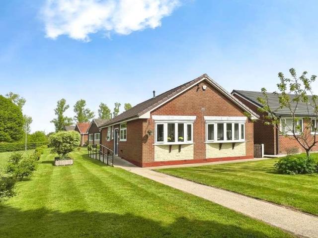 House for sale in Ladybridge, Lee Bank
