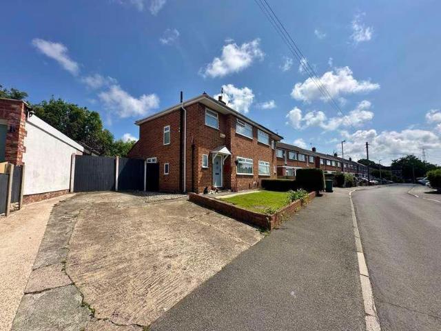 House for sale in Prenton