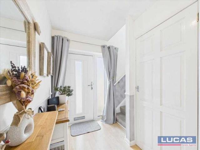 House for sale in Llanfair Pwllgwyngyll, Wales