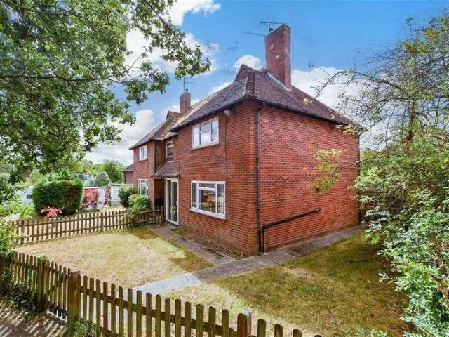 House for sale in Fole, Surrey