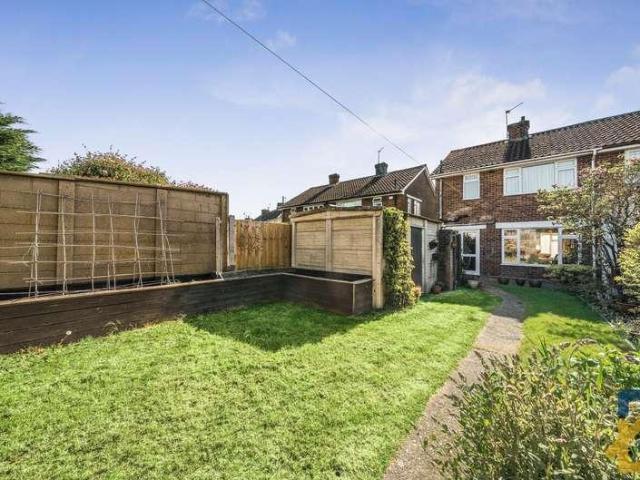 House for sale in Emerson Park, Greater London
