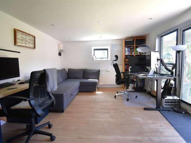 House for sale in Feckenham, City Of Bristol