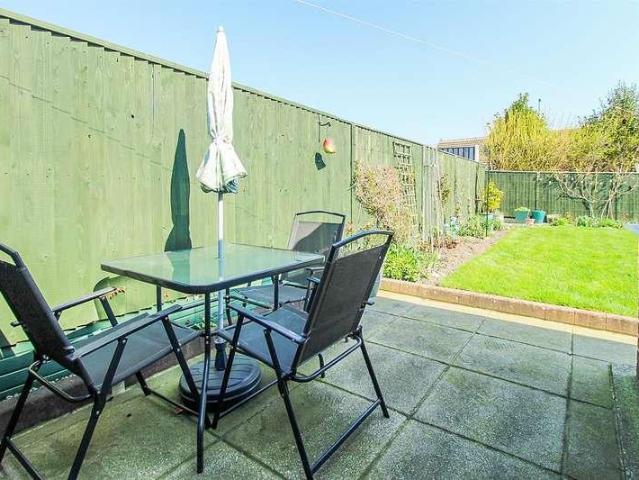 House for sale in Wakefield, Crigglestone