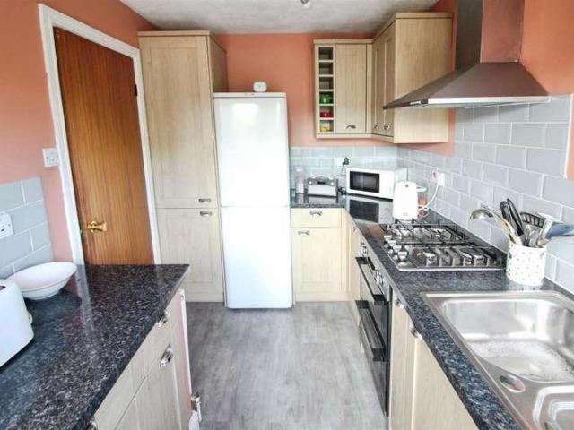 House for sale in Lofthouse, West Yorkshire