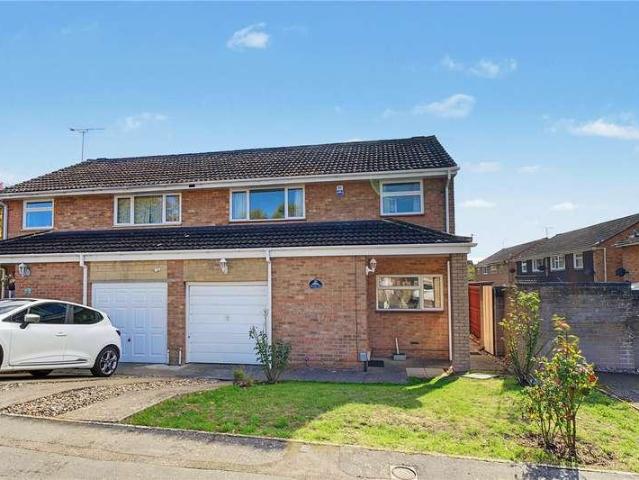 House for sale in Eldene, Swindon