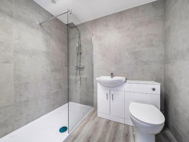 House for sale in Lychpit, Basingstoke and Deane