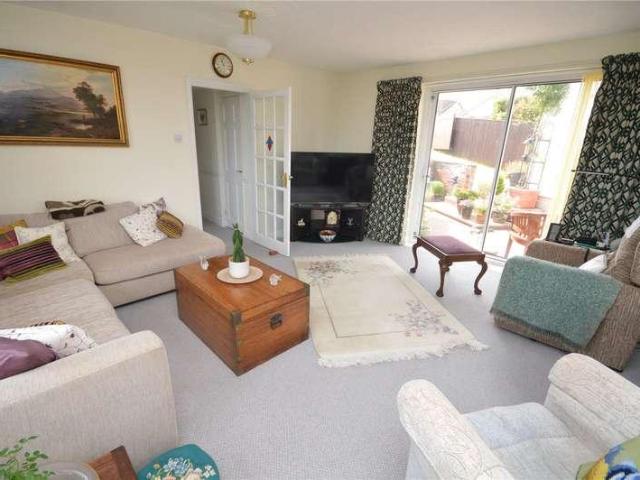 House for sale in Woolavington, Somerset