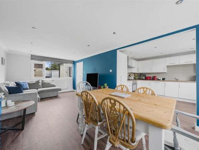 House for sale in Clewer New Town, Windsor