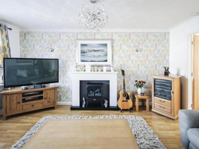 House for sale in Kettlebrook, Staffordshire