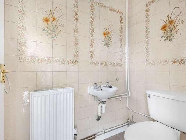 House for sale in Holybrook, West Berkshire