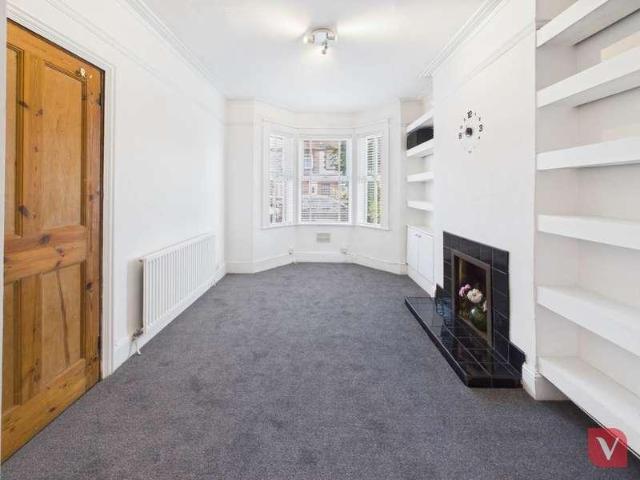 House for sale in Leagrave, Luton