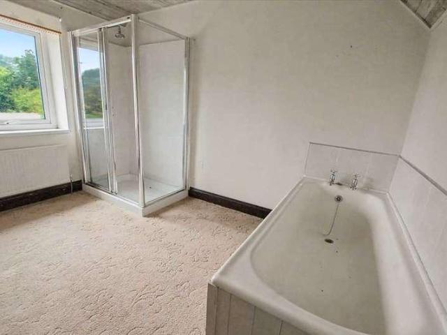 House for sale in Monkton, Pembroke