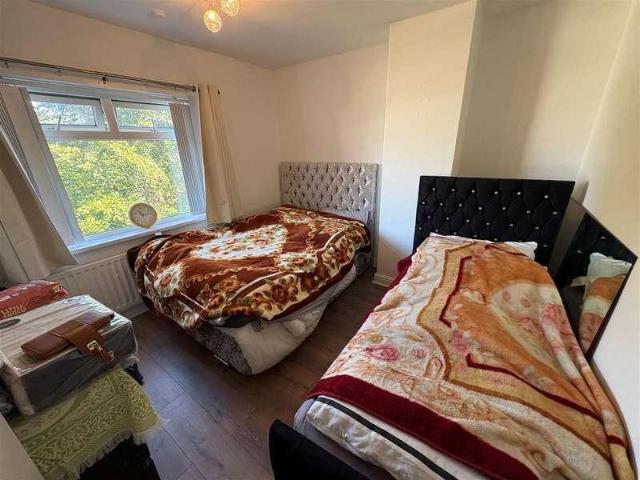 House for sale in Slack Side, West Yorkshire