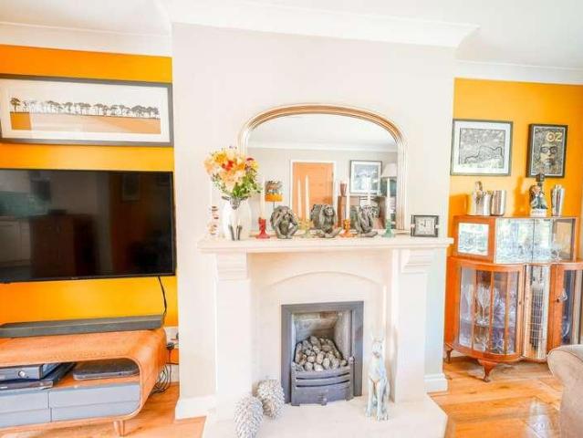 House for sale in Leighton-Linslade, Leighton Buzzard