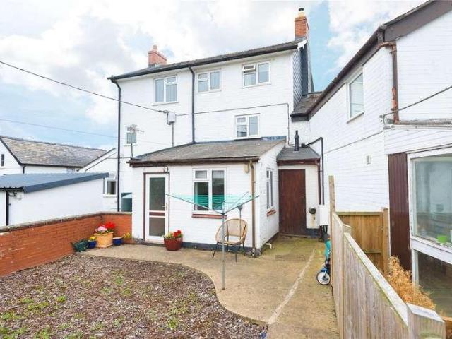 House for sale in Mochdre, Wales