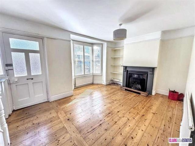 House for sale in Watergate, Devon