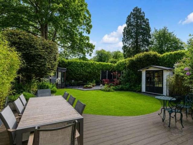 House for sale in Red Hill, Surrey