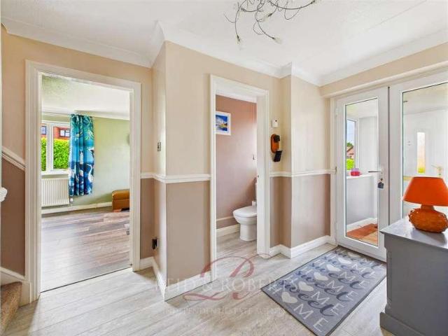 House for sale in Clwyd