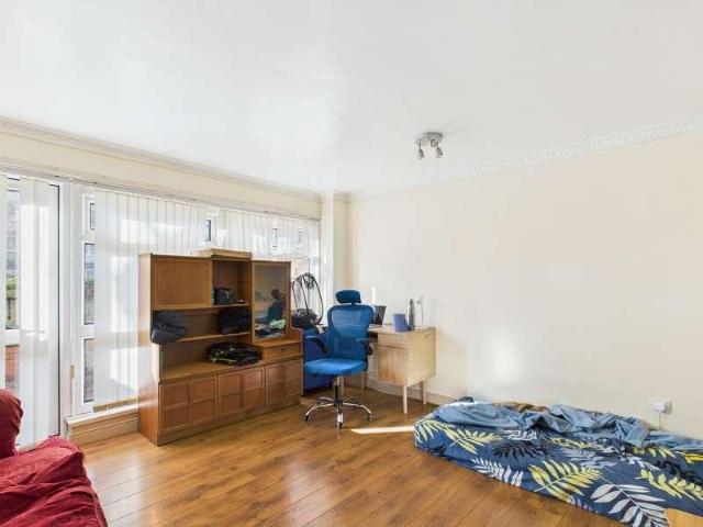 House for sale in Calthorpe Fields, West Midlands