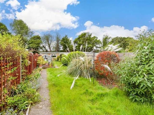 House for sale in Upper Deal, Ash