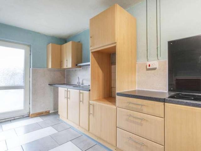 House for sale in Heartsease, East Bank