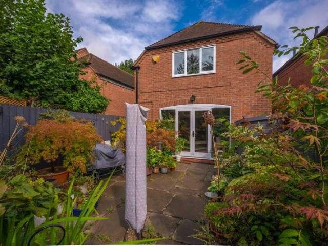 House for sale in Alderminster, Warwickshire
