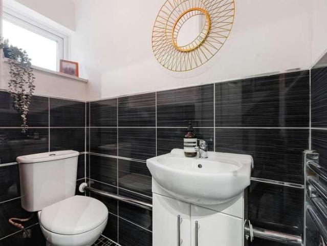 House for sale in Lunnon, Buckinghamshire