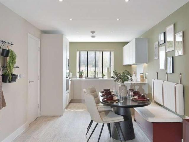 House for sale in Buckler's Park, Crowthorne