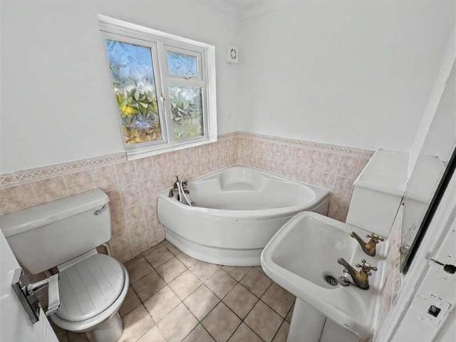 House for sale in Alton Barnes, Essex