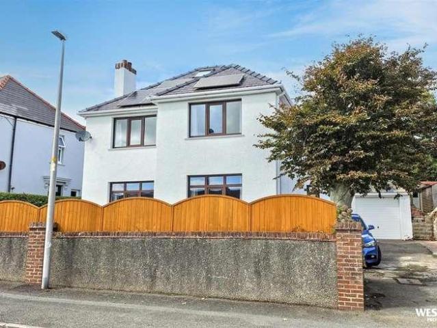 House for sale in Milford Haven, Wales