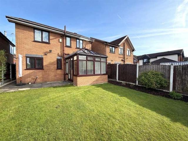 House for sale in Daisy Hill, Bolton