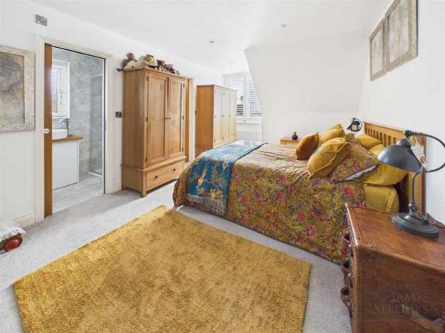 House for sale in Stanford On Avon, Leicestershire