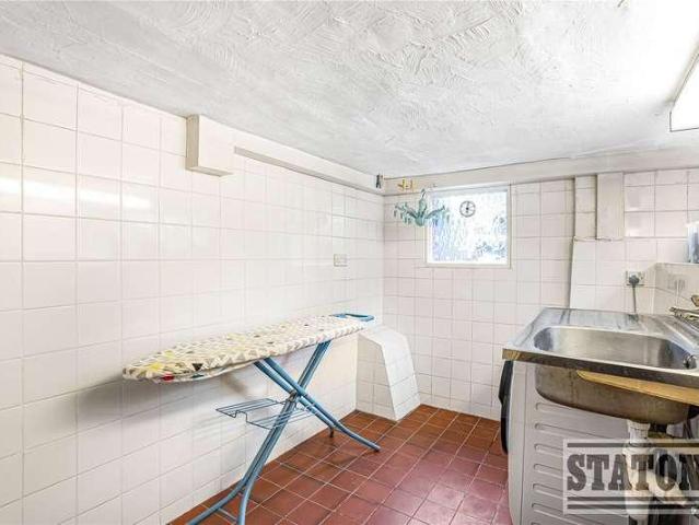 House for sale in Woodside Park, Greater London