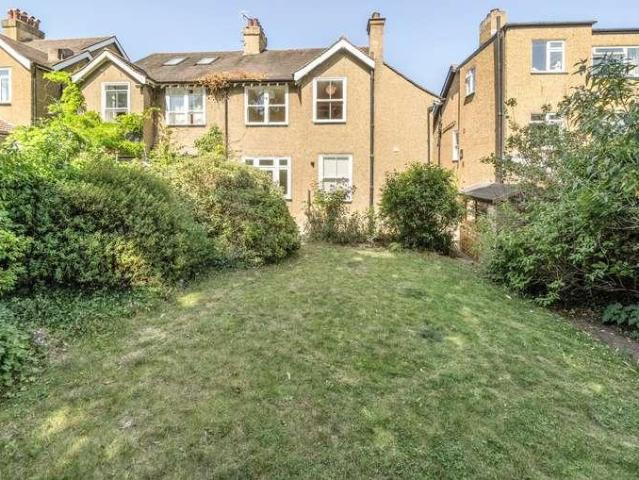 House for sale in Carshalton Beeches, Greater London