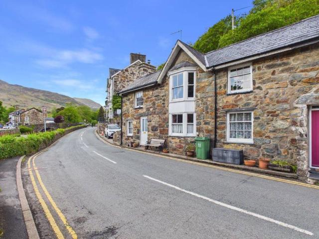 House for sale in Beddgelert, Wales