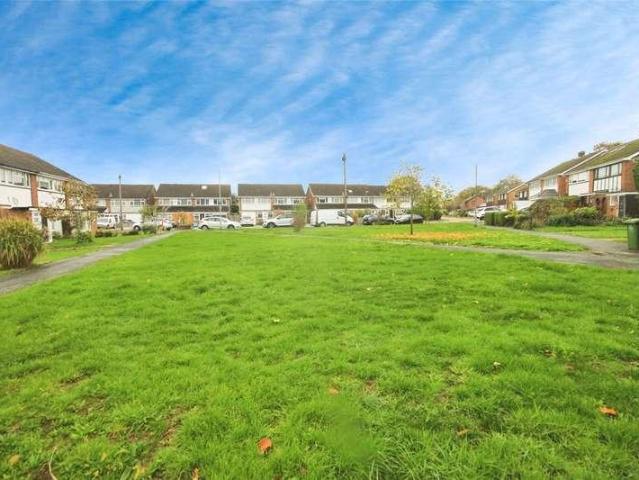 House for sale in Shotgate, Essex