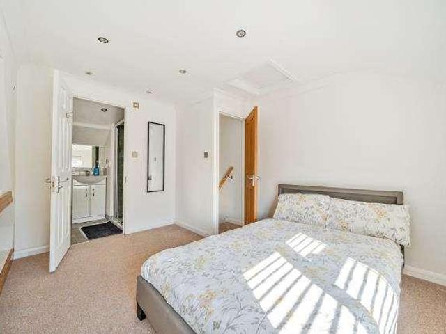 House for sale in Evershot, Oxfordshire