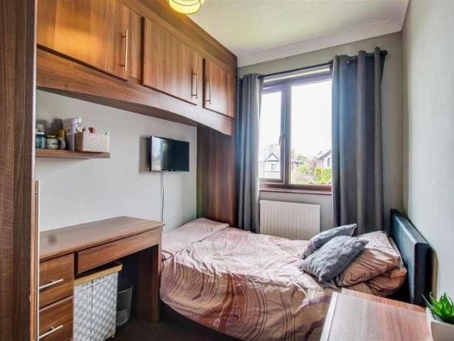 House for sale in Ossett, West Yorkshire