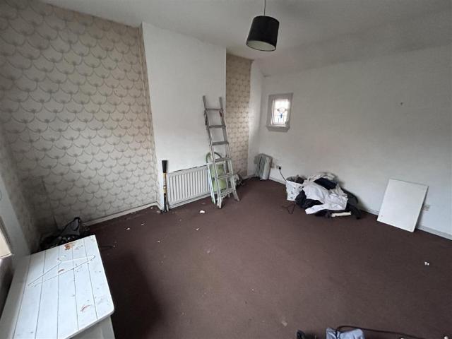 House for sale in Stourbridge, West Midlands