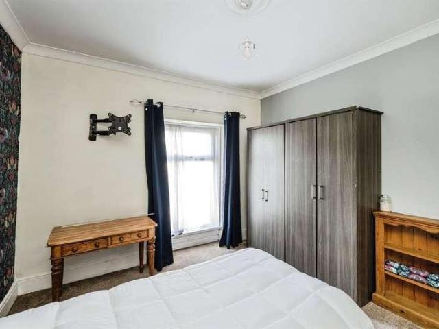House for sale in Tyrfran, Felinfoel