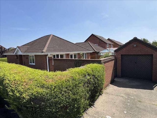 House for sale in Holton le Clay, Belleau