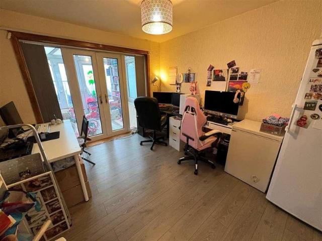 House for sale in Westwood Park, West Yorkshire