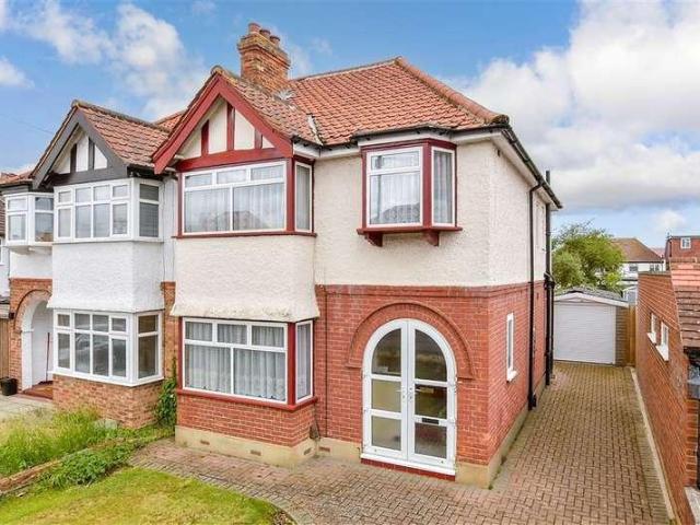 House for sale in Greater London