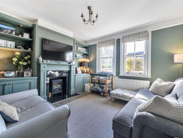House for sale in Rowledge, Waverley