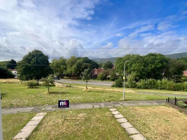 House for sale in Croesyceiliog, Wales