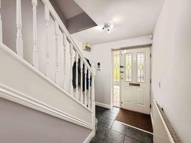 House for sale in Woodloes Park, Green Close