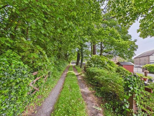 House for sale in Penceiliogi, Dafen