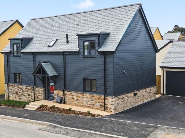 House for sale in Strode, Devon