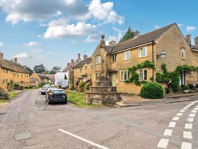 House for sale in Hinton St. George, Hinton St George